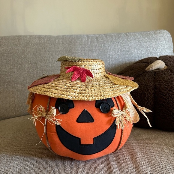 Pumpkin decoration - Picture 1 of 6